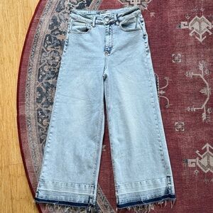 BAYEAS Raw Hem Wide-Leg Cropped Jeans Size 27